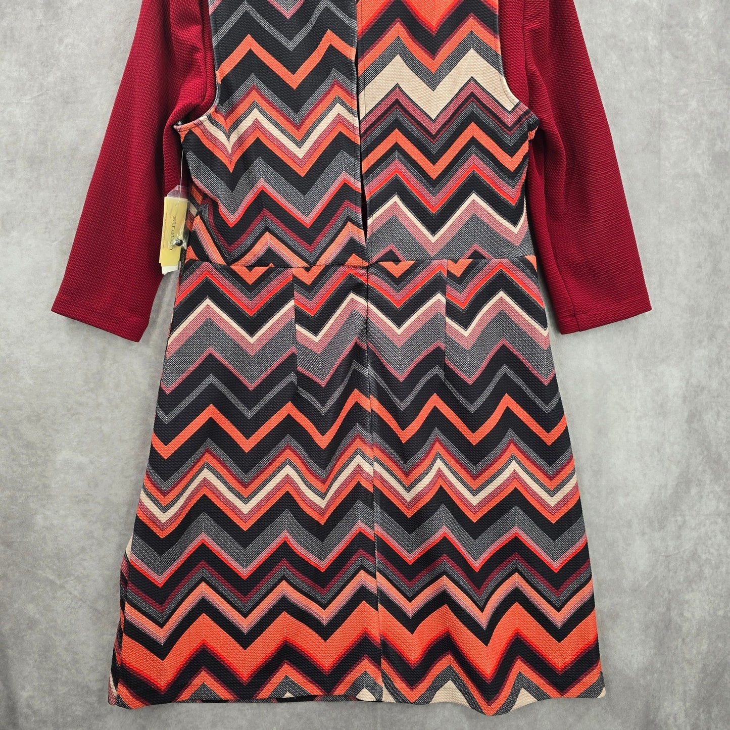 ECI New York Red Chevron High Neck Long Sleeve Flare Knee Length Dress Large