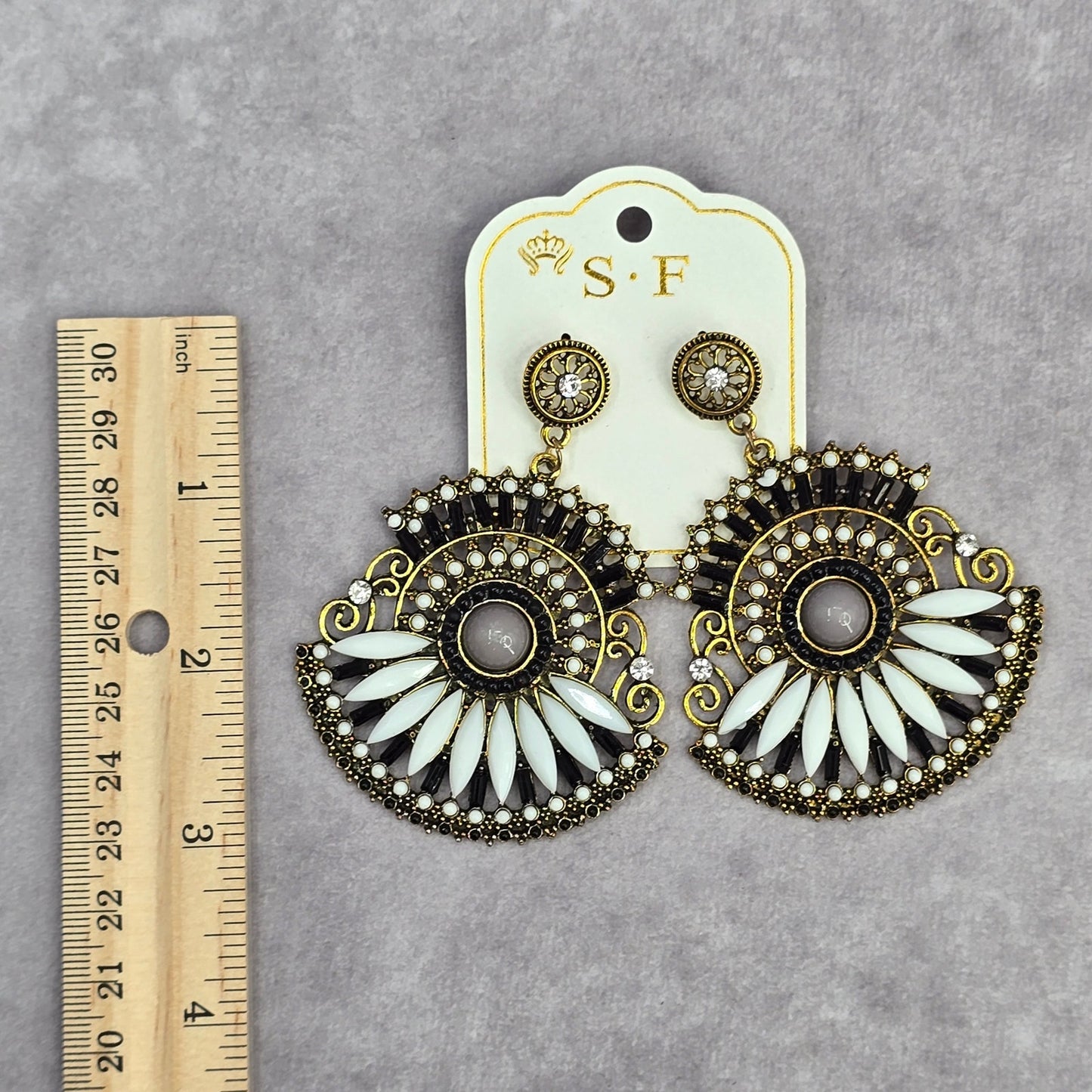 Gold Gray White Boho Floral Dangle Stud Gems Fashion Jewelry Earrings NWT JB2-35
