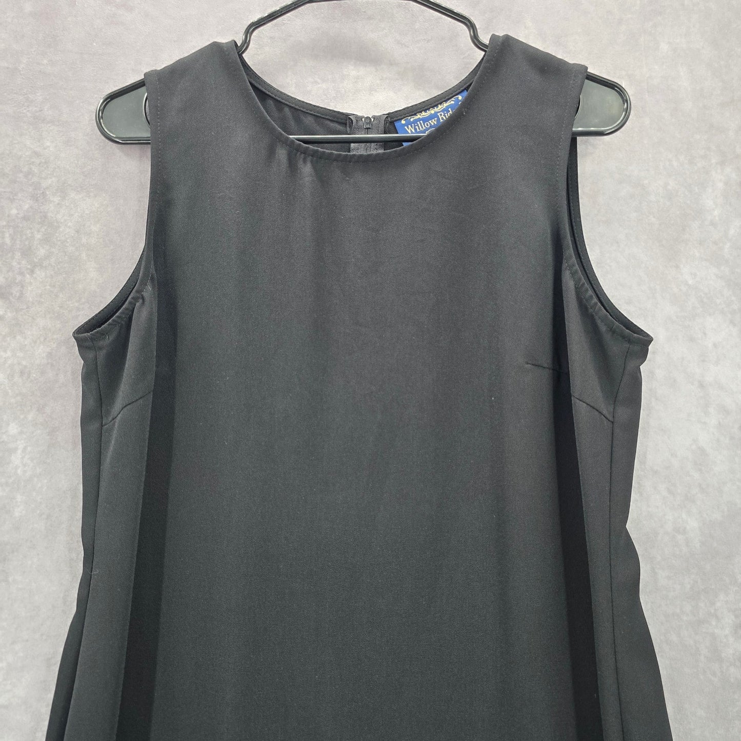 Willow Ridge Black Sleeveless Knee Length Slit Formal Dress Large
