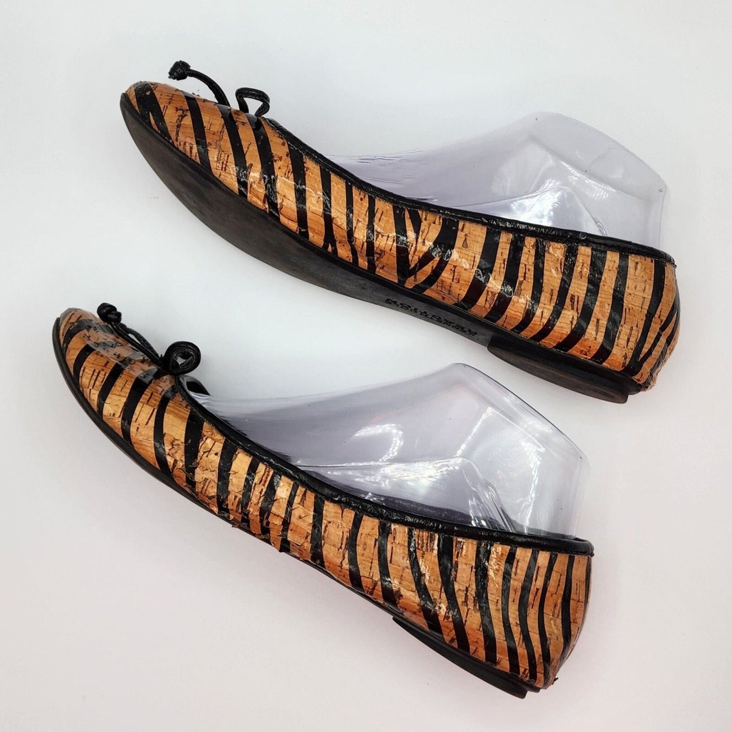 Kenneth Cole Reactions Ballet Flat Bow Brown Black Stripes Womens Size 7.5