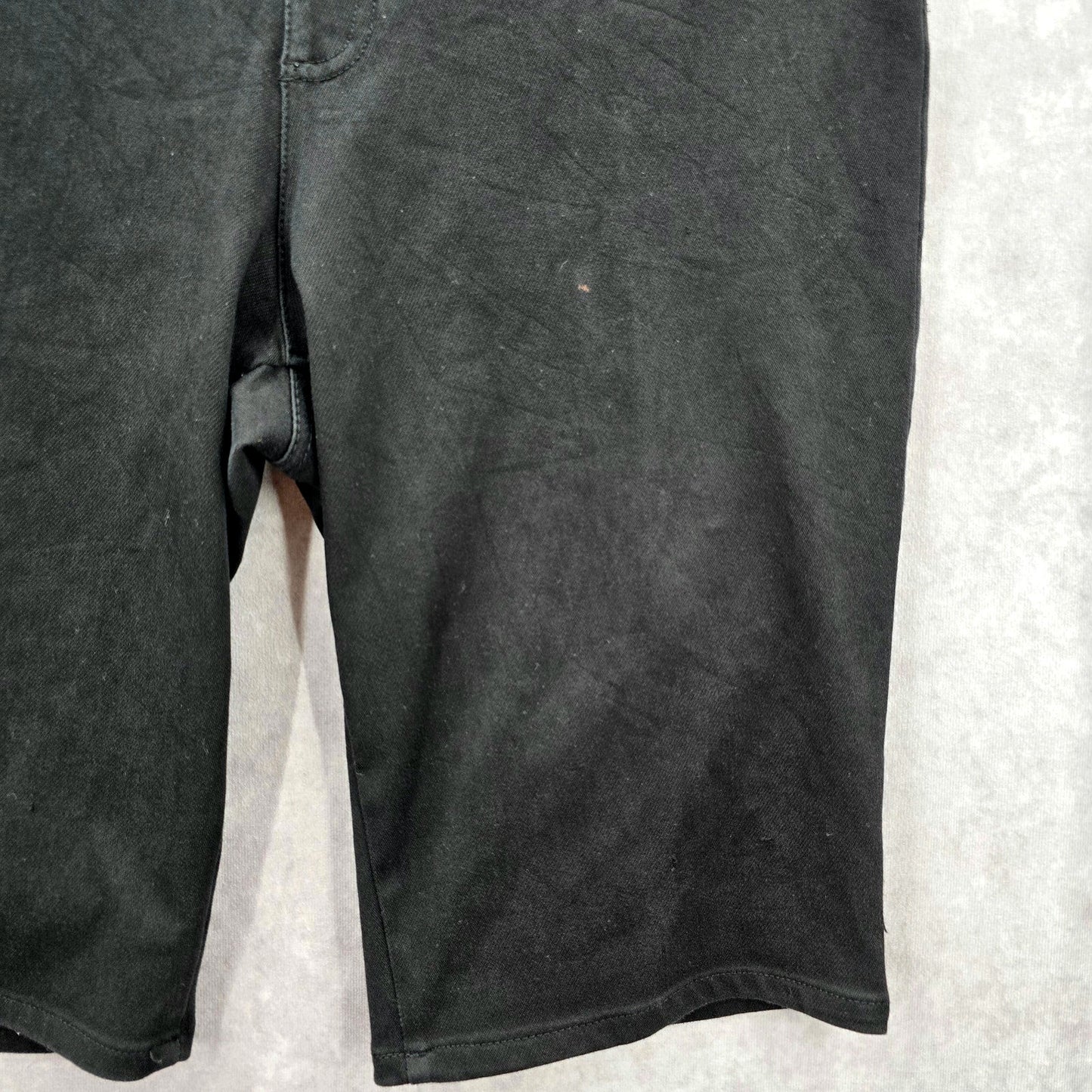 Faded Glory Black Stretch Flat Front Bermuda Bottoms Pants Shorts XL 16/18