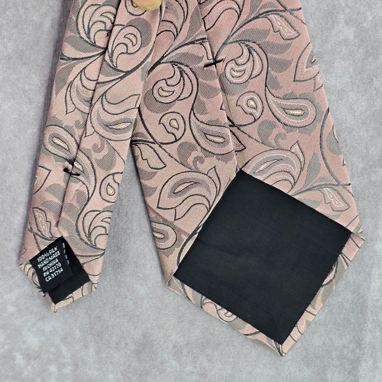 Alfani Pink Gray Floral Paisley Executive Corporate 100% Silk Men's Neck Tie