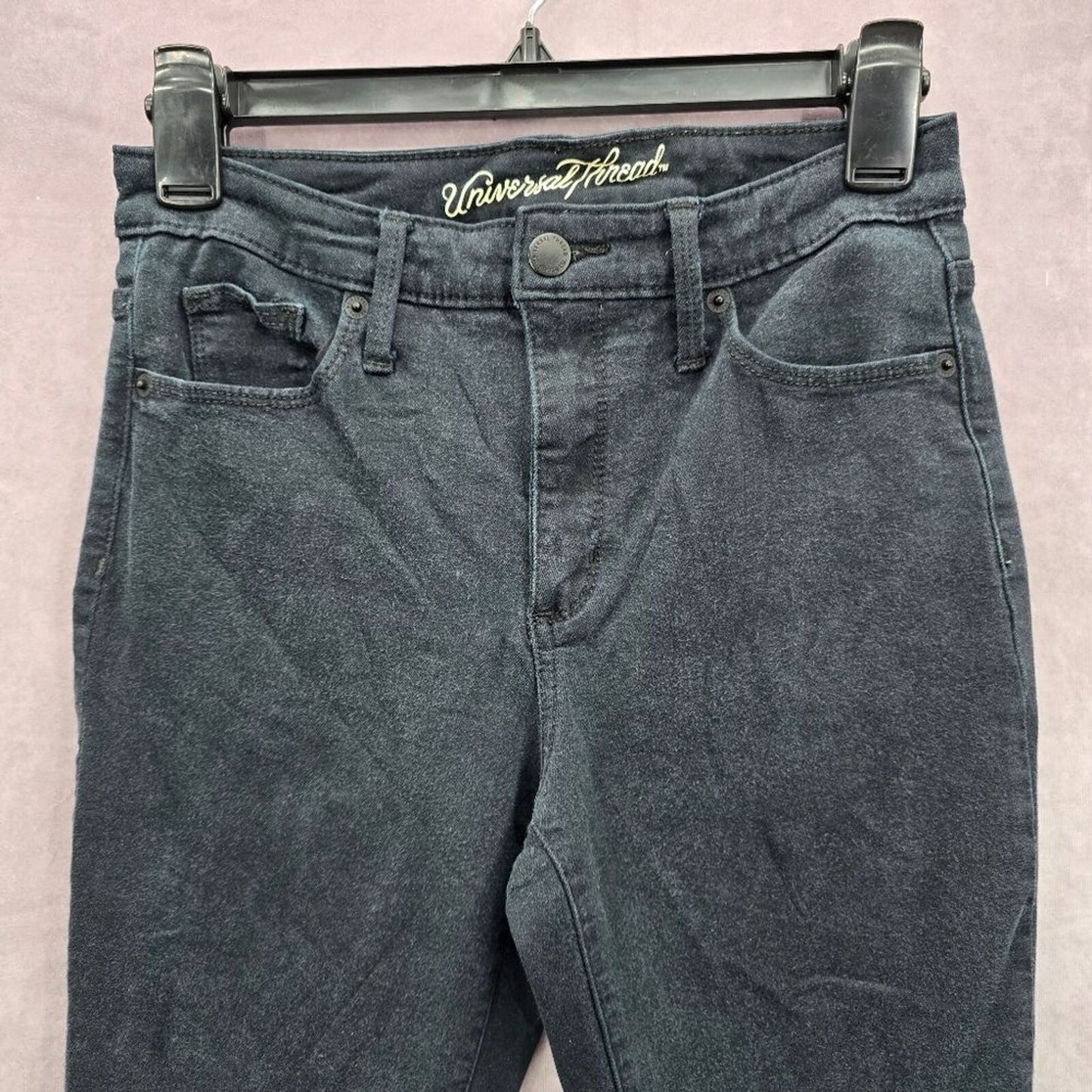 Universal Thread Black High Rise Skinny Jeans Denim Size 4