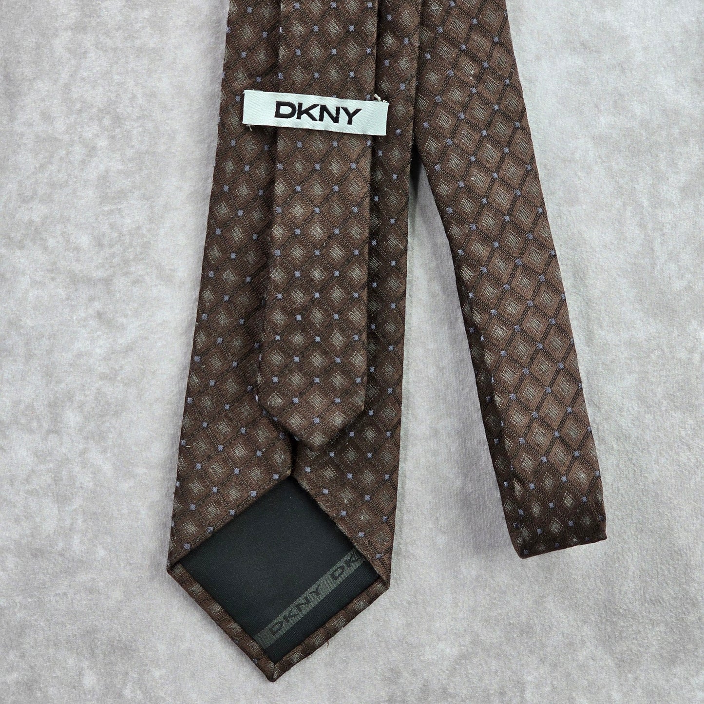 DKNY Brown Gray Stripe Geometric Repp 32% Silk 68% Poly Men's Neck Tie NWOT