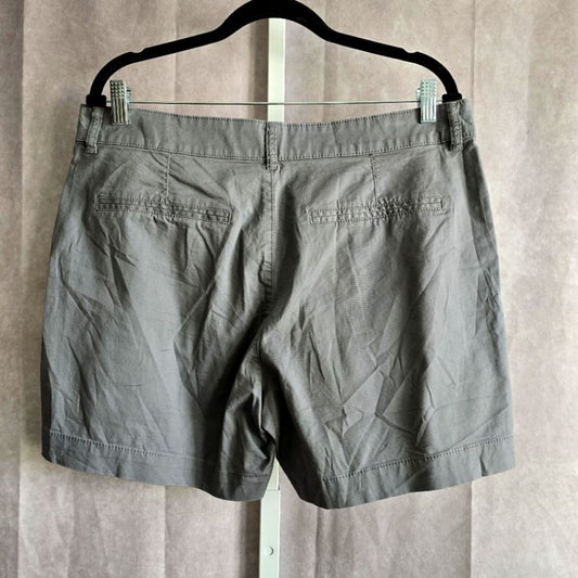 Old Navy Everyday Shorts High Rise Gray Casual Golf Size 12