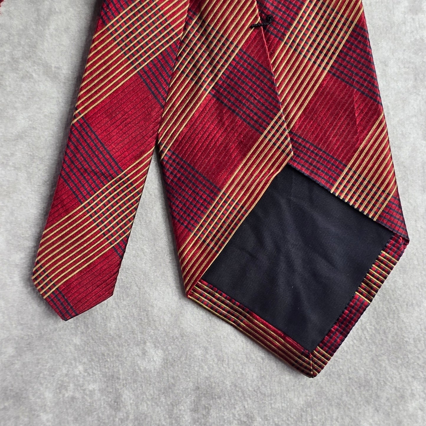 Jos. A. Bank Corporate Red Gold Plaid Tartan 100% Silk Men's Neck Tie NWOT