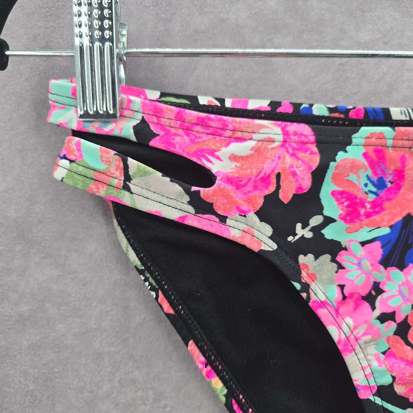 No Boundaries Black Pink Floral Bikini Bottom Swimwear Small