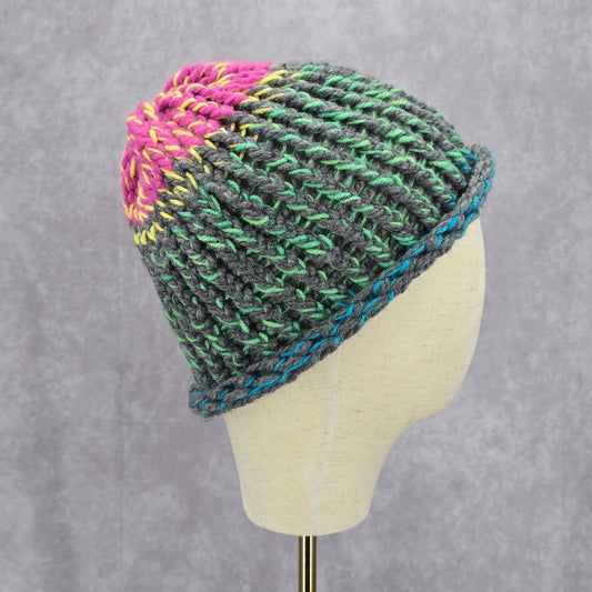 Green Pink Crochet Knit Bucket Cap Hat Fun Vintage Y2K Funky Beanie