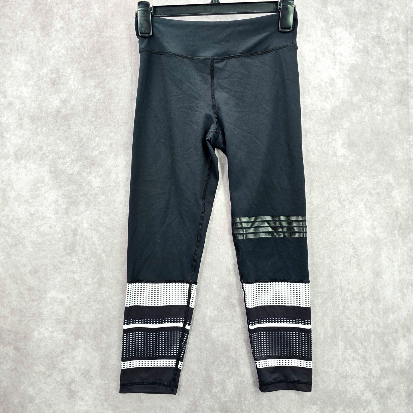 Lilybod Black White Geometric Stripe Cropped Active Legging Pant Bottom Small