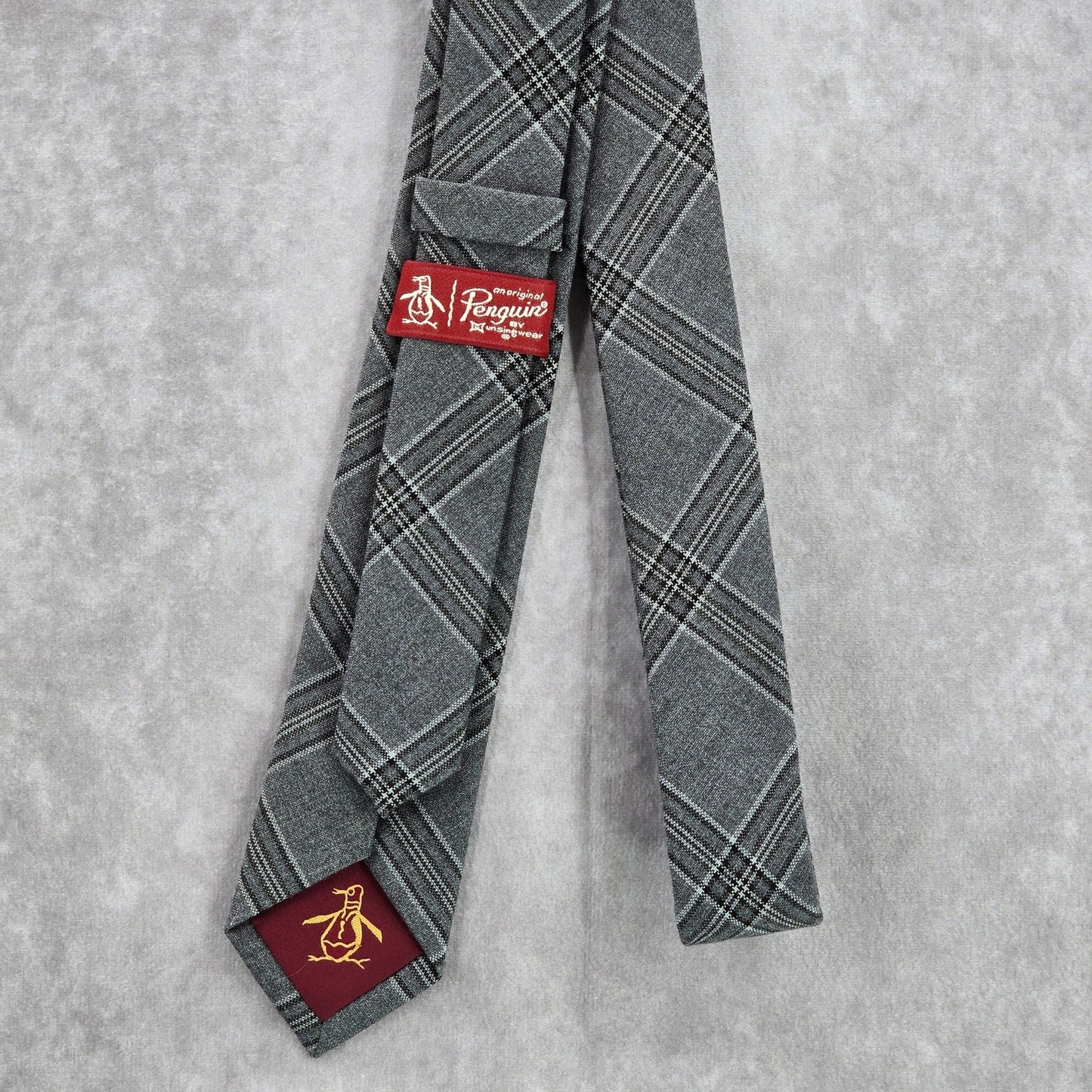 An Original Penguin by Munsingwear Gray Black Stripe Plaid Men's Neck Tie