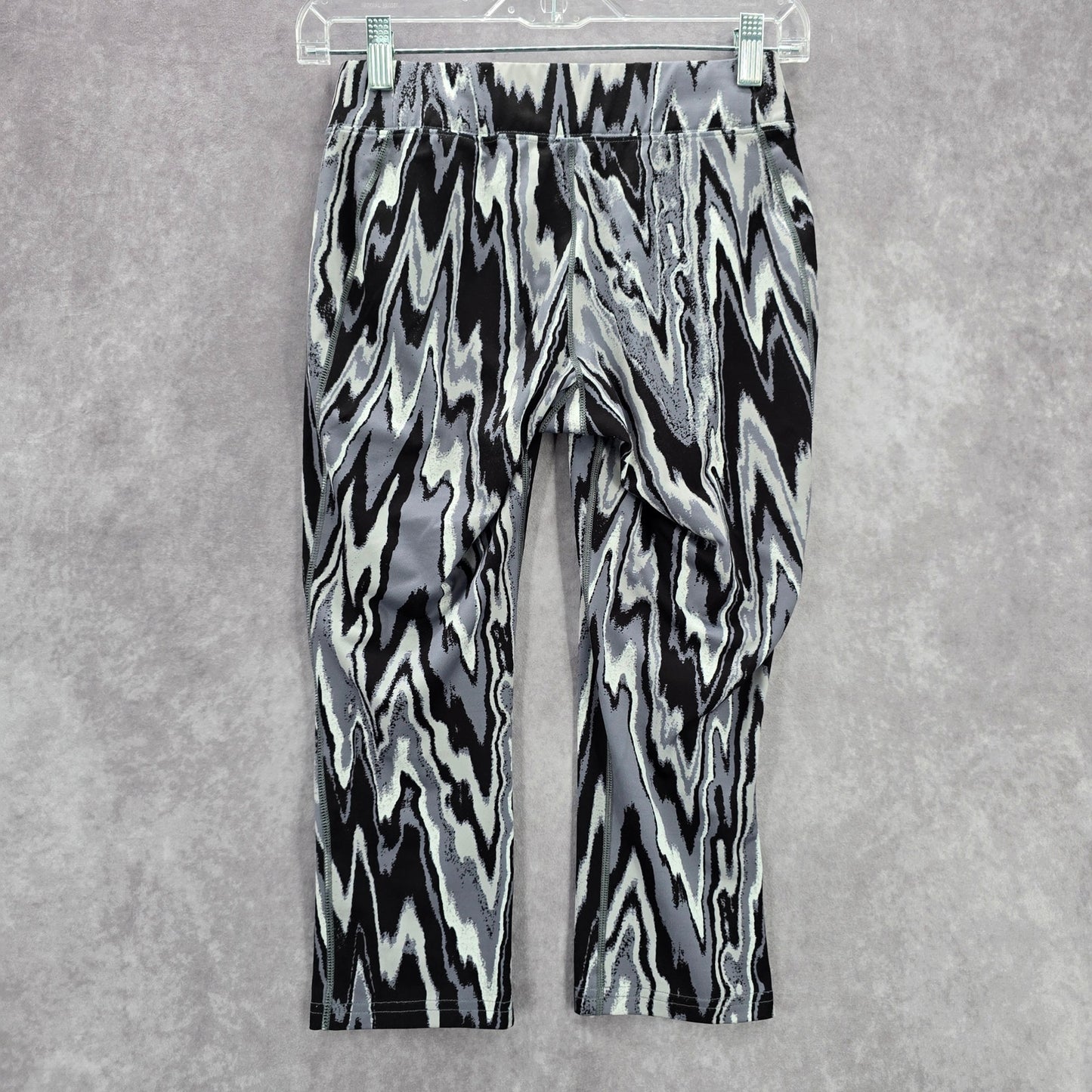 Reebok Black Gray Print Cropped capri Athletic Pants Bottoms Leggings S Small