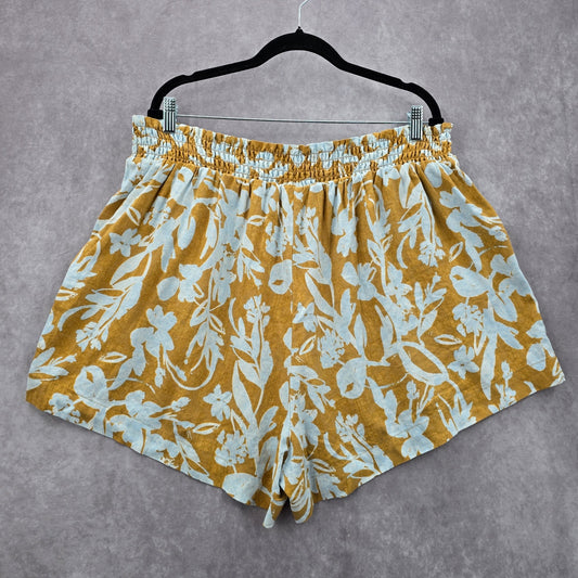 Ava & Viv Yellow White Linen Pull Up Shorts Plus 2X