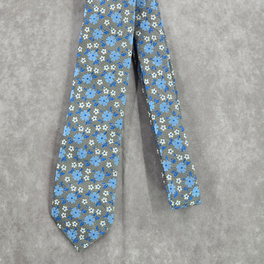 Nautica Blue Gray White Floral 100% Polyester Executive Men's Neck Tie