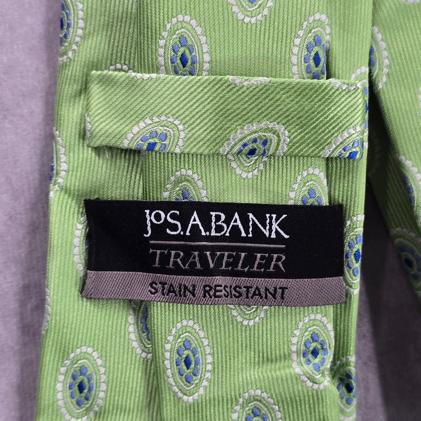 Jos. A. Bank Green Traveler 100% Silk Stain Executive Resistant Men's Neck Tie