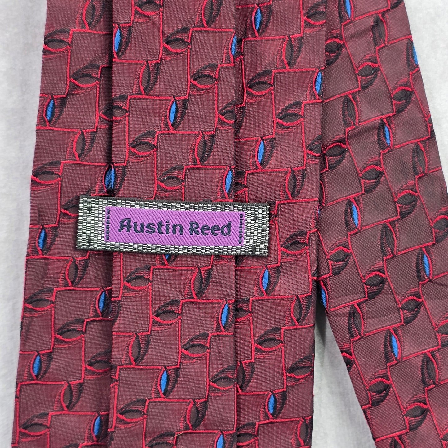 Austin Reed Red Blue Geometric Silk England Men's Neck Tie NWOT