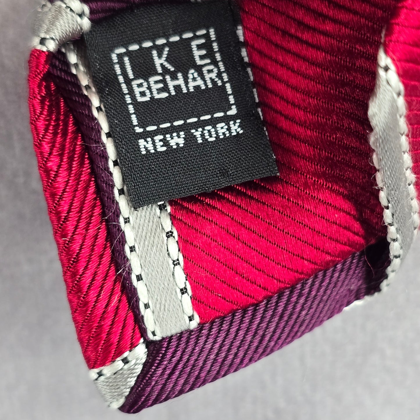 Ike Behar Red Purple Gray Stripe Geometric Repp Silk Executive Neck Tie Men's
