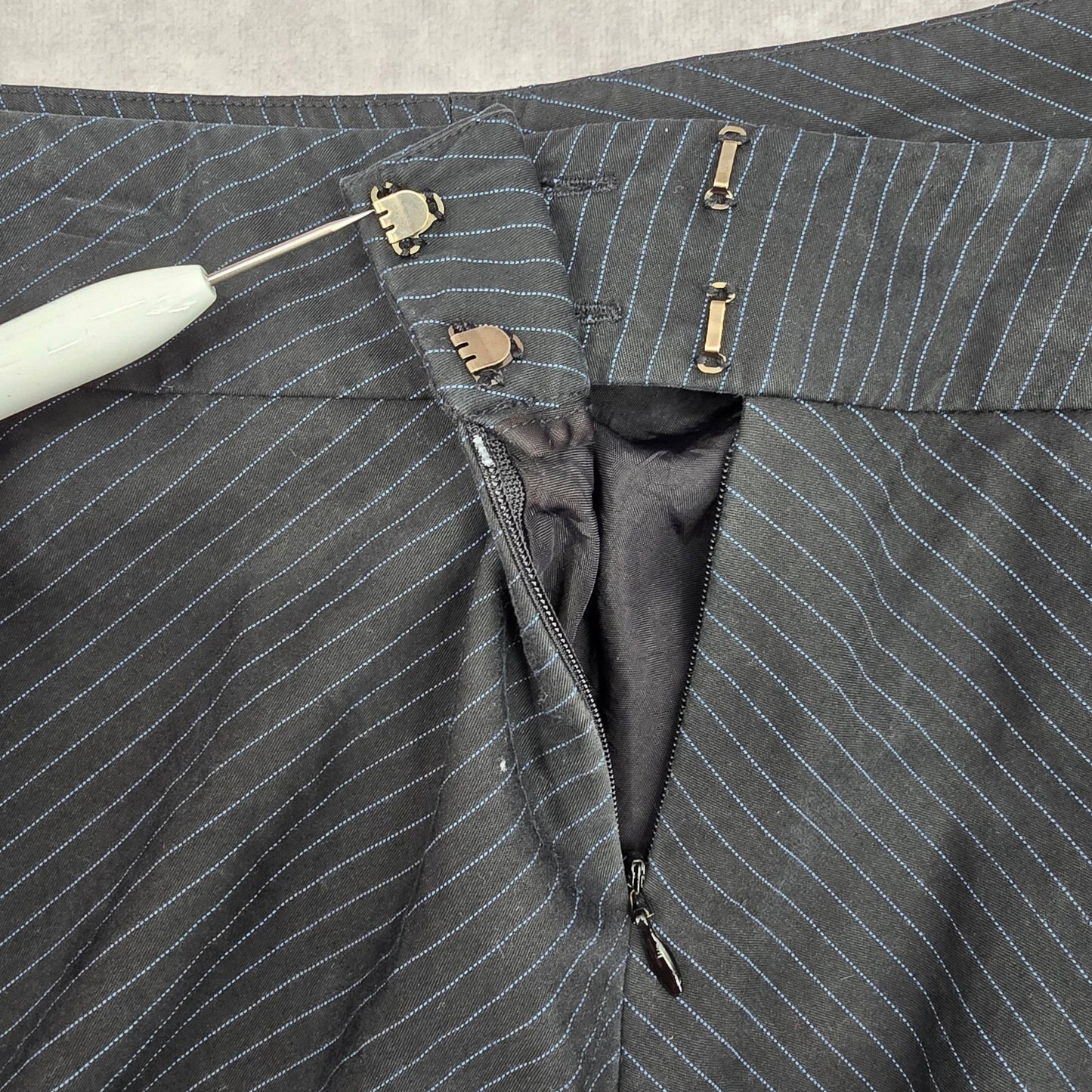 Ann Taylor Navy Blue Stripe Vintage Flare Knee Length Executive Skirt Plus 14