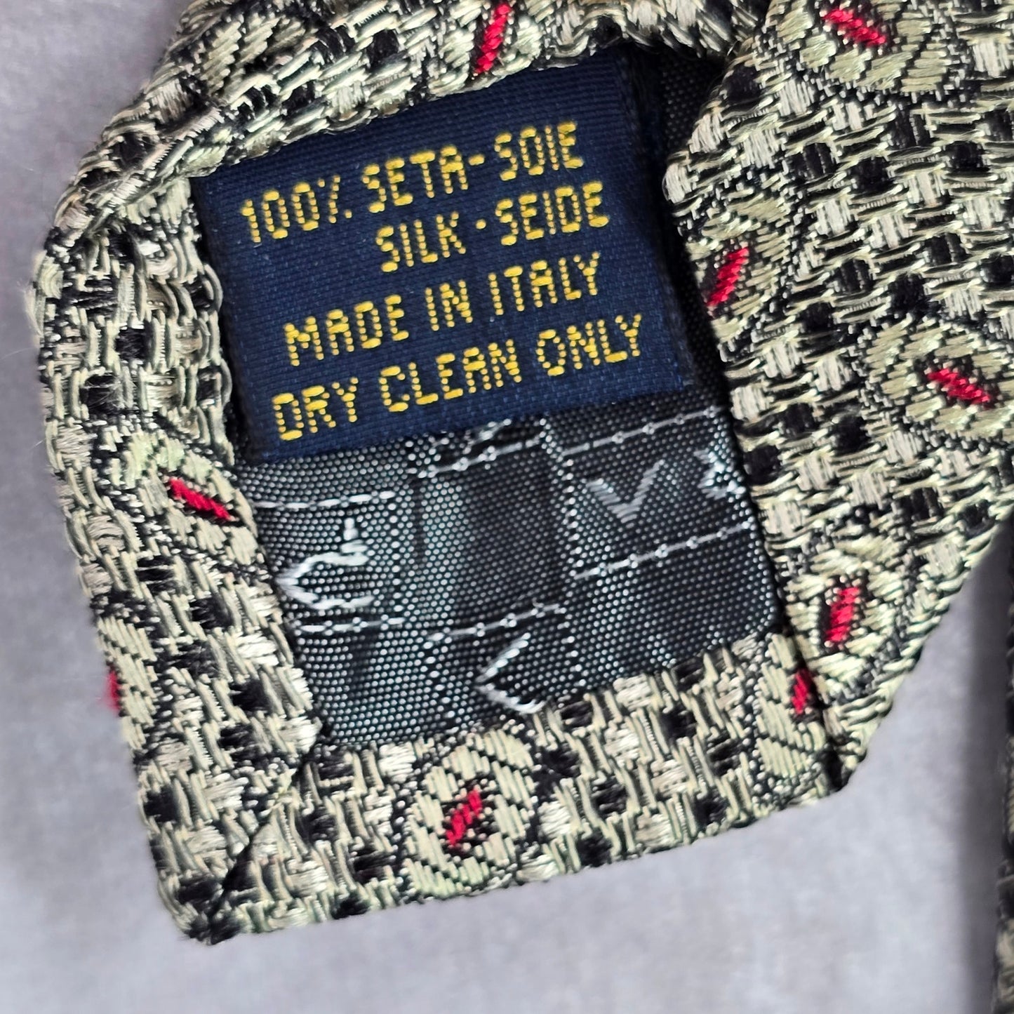 Piatra Private Gray Black Red Geometric Executive 100% Silk Italy Mens Neck Tie