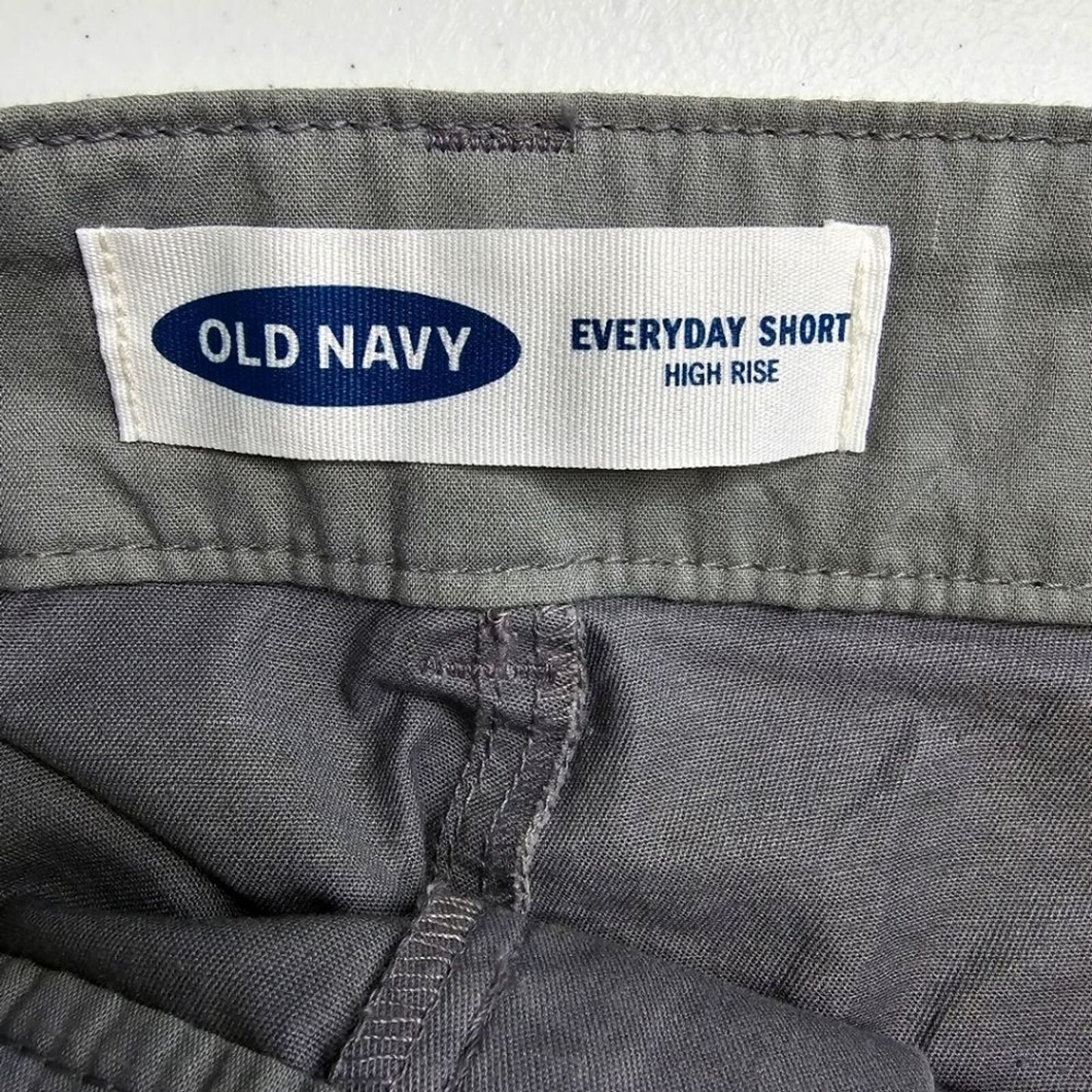 Old Navy Everyday Shorts High Rise Gray Casual Golf Size 12