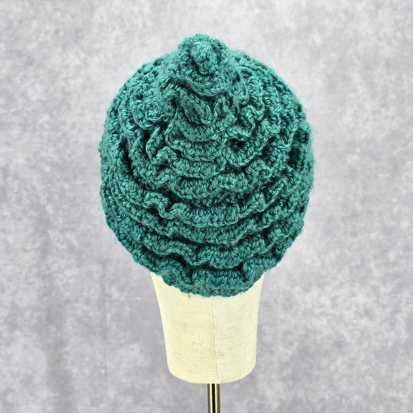 Green Ruffle Christmas Tree Funky Vintage Y2K Crochet Knit Beanie Beret Hat
