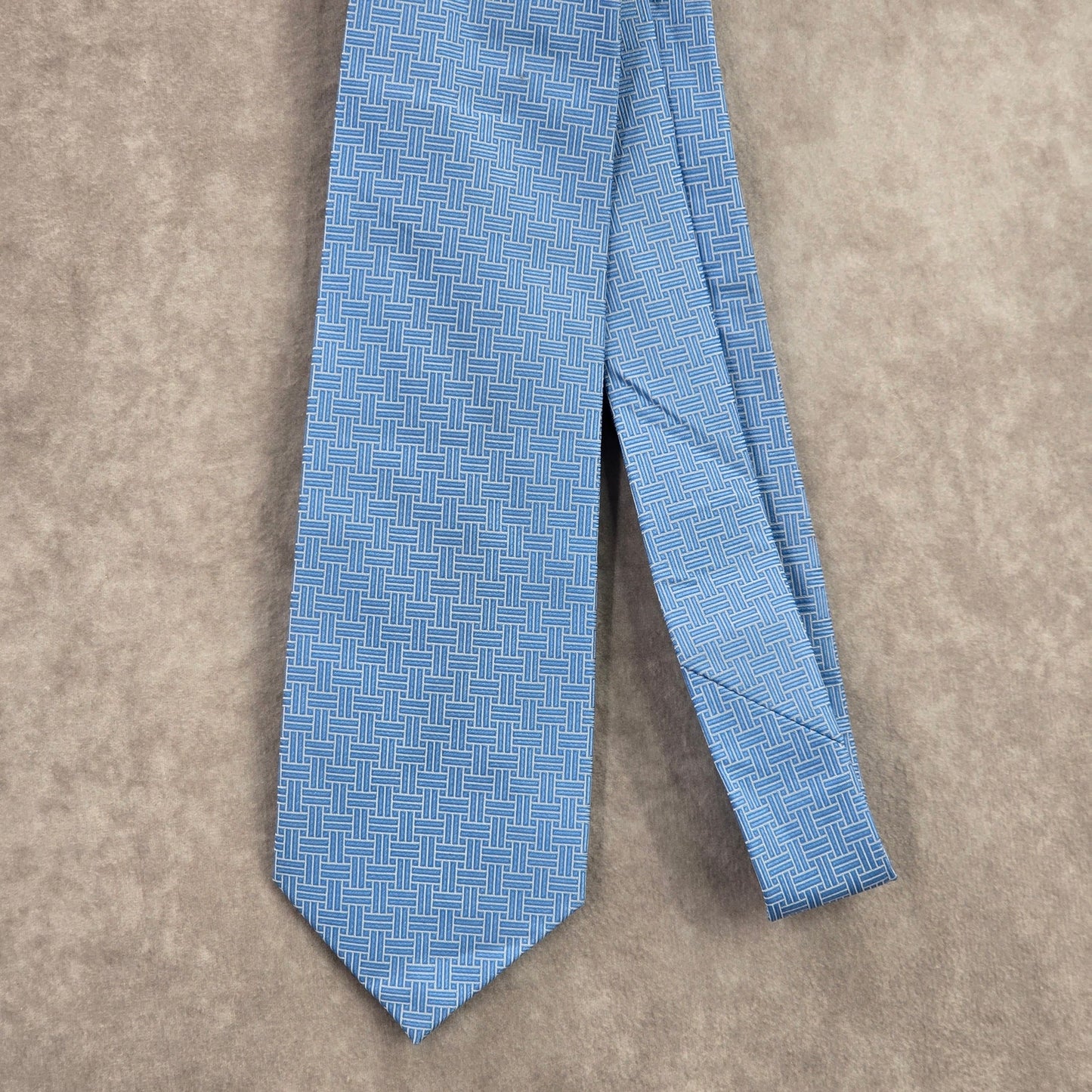 Croft & Barrow Blue White Polka Dot Geometric Executive Silk Neck Tie Men's