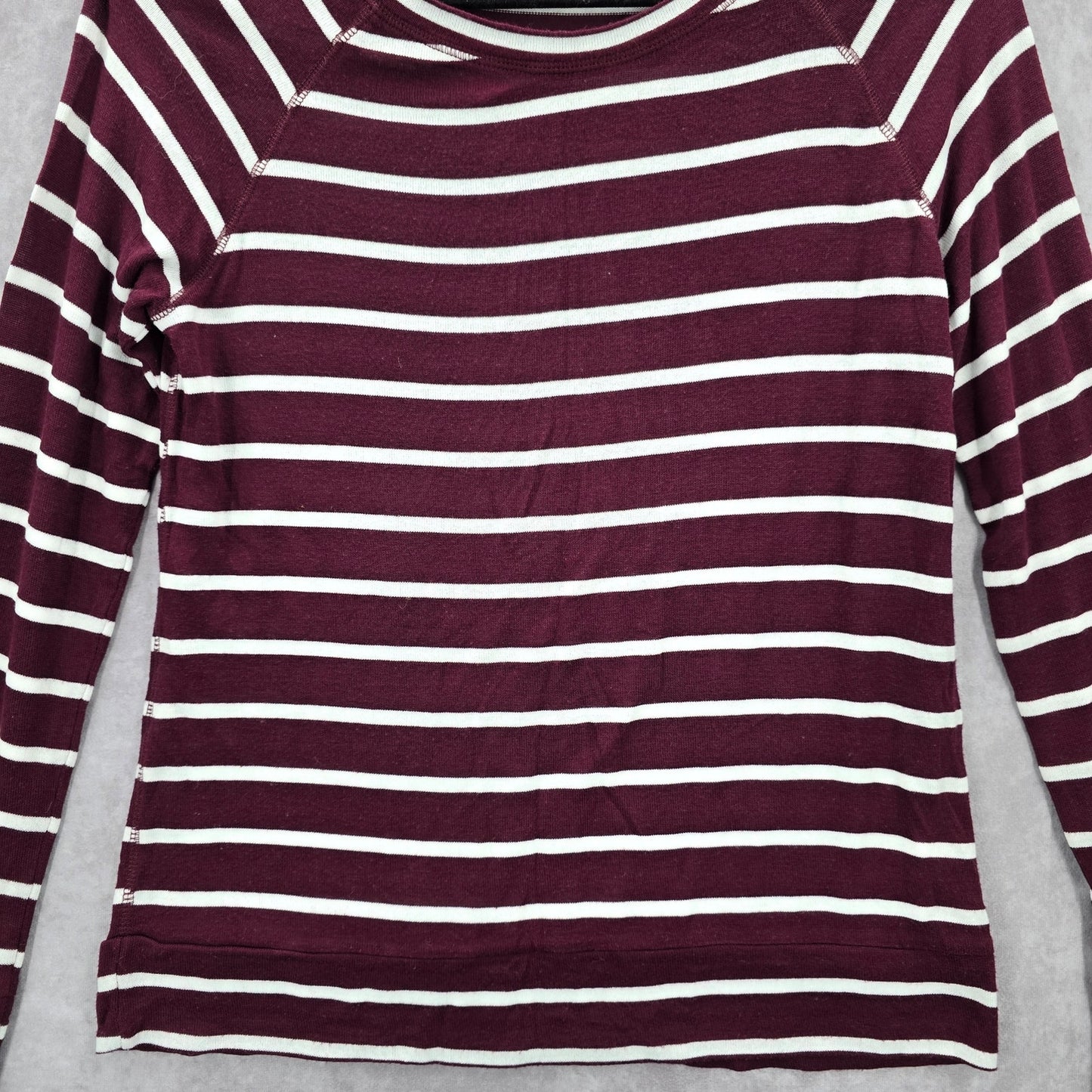 41 Hawthorn Burgundy White Stripe Long Sleeve Classic Blouse Top Medium