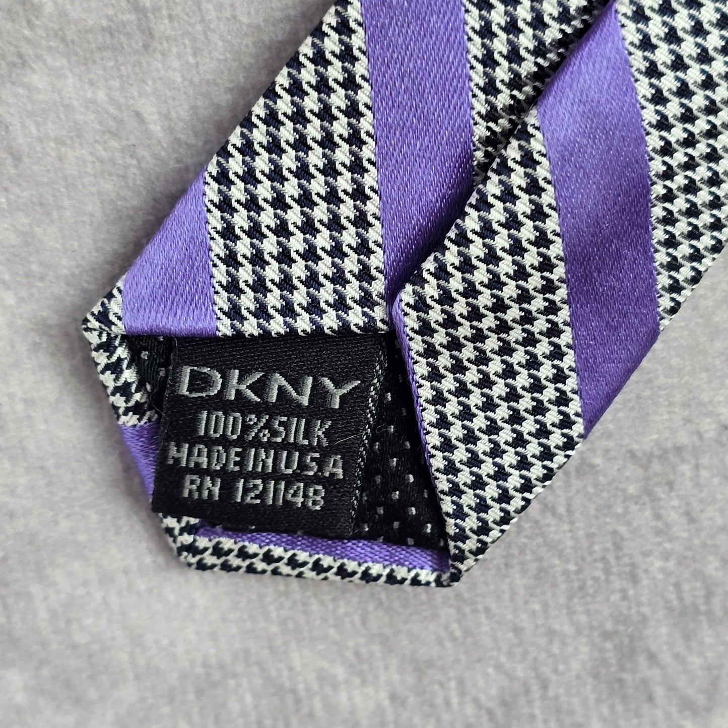 DKNY Purple Houndstooth Stripe Geometric Executive Black White Neck Tie Men's