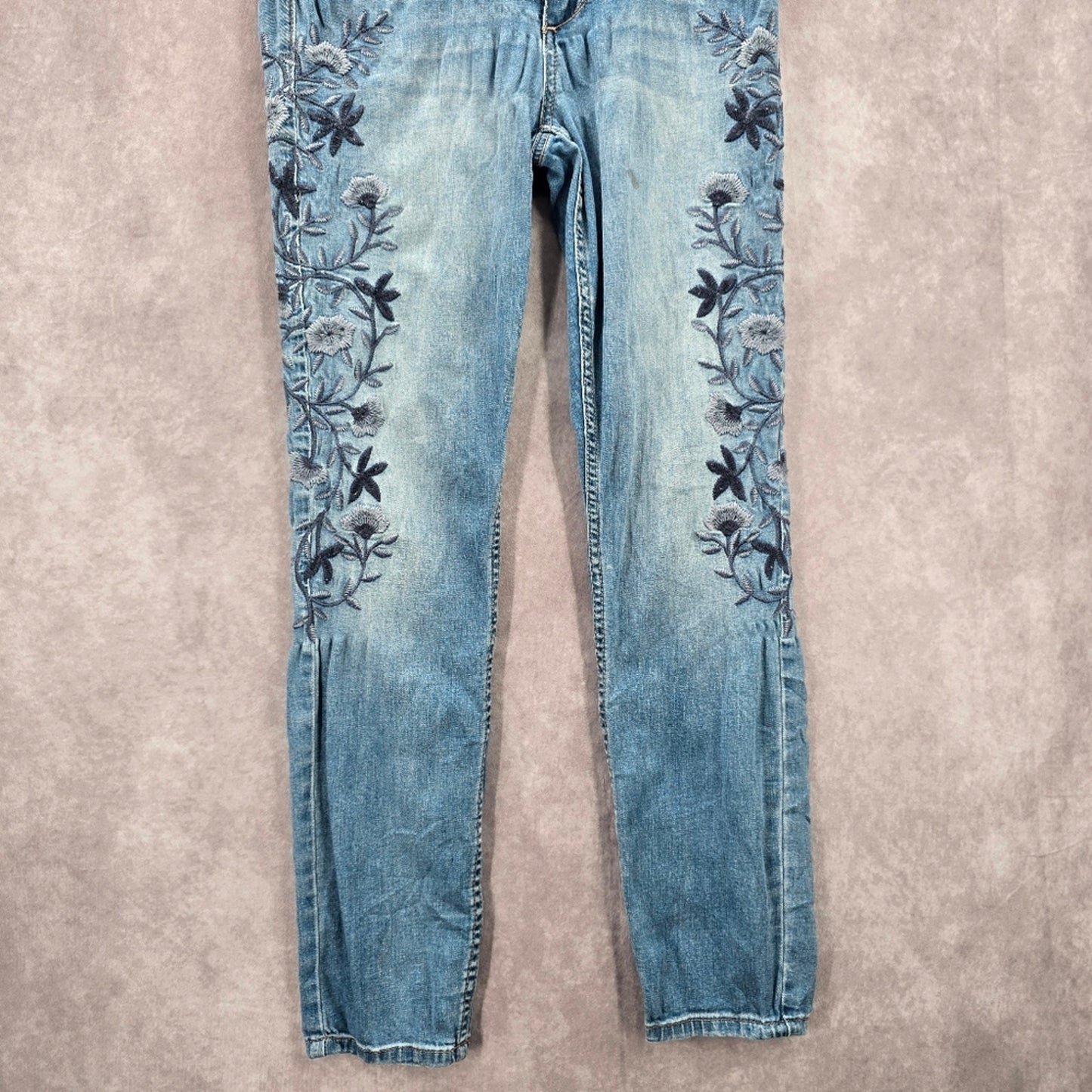 129. Seven7 Blue Embroidered Floral Straight Tapered Denim Pants Jeans 6