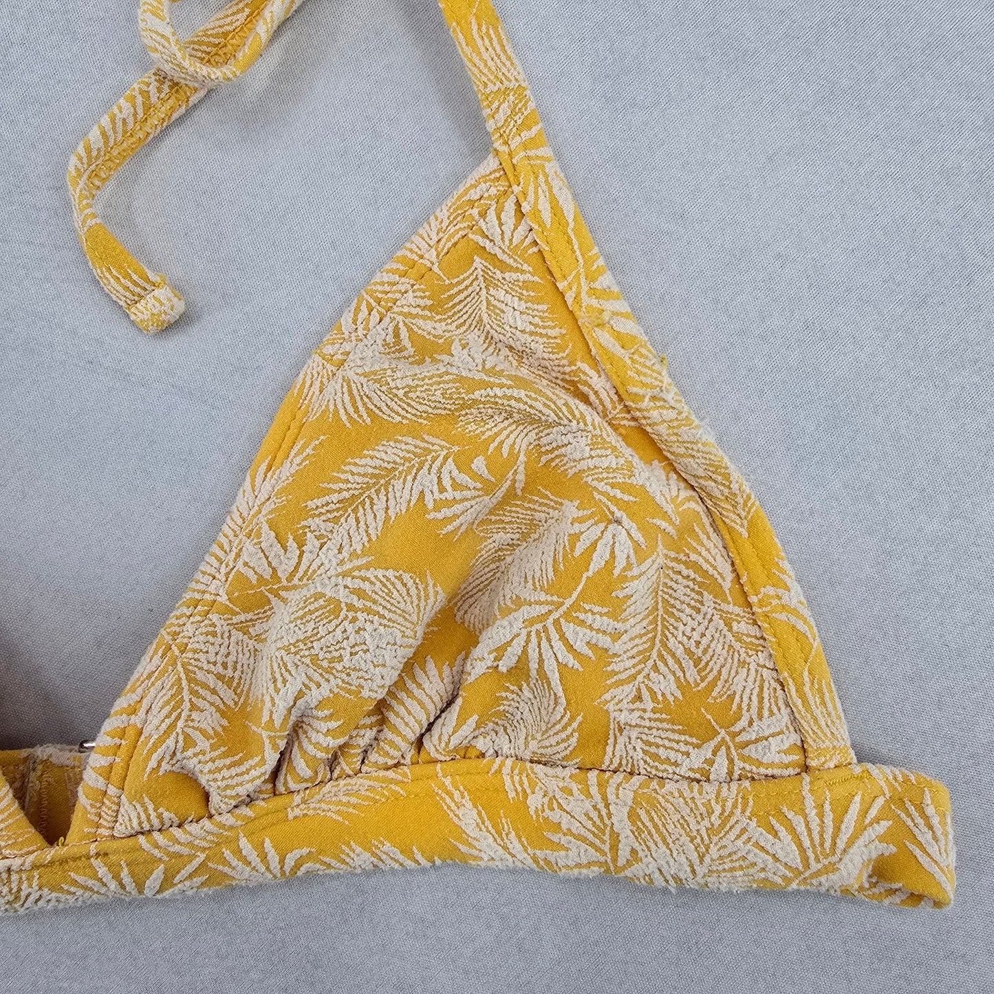 Xhilaration Yellow Tropical Boho Tie Swim Sports Bra Beach Bikini Top M Medium