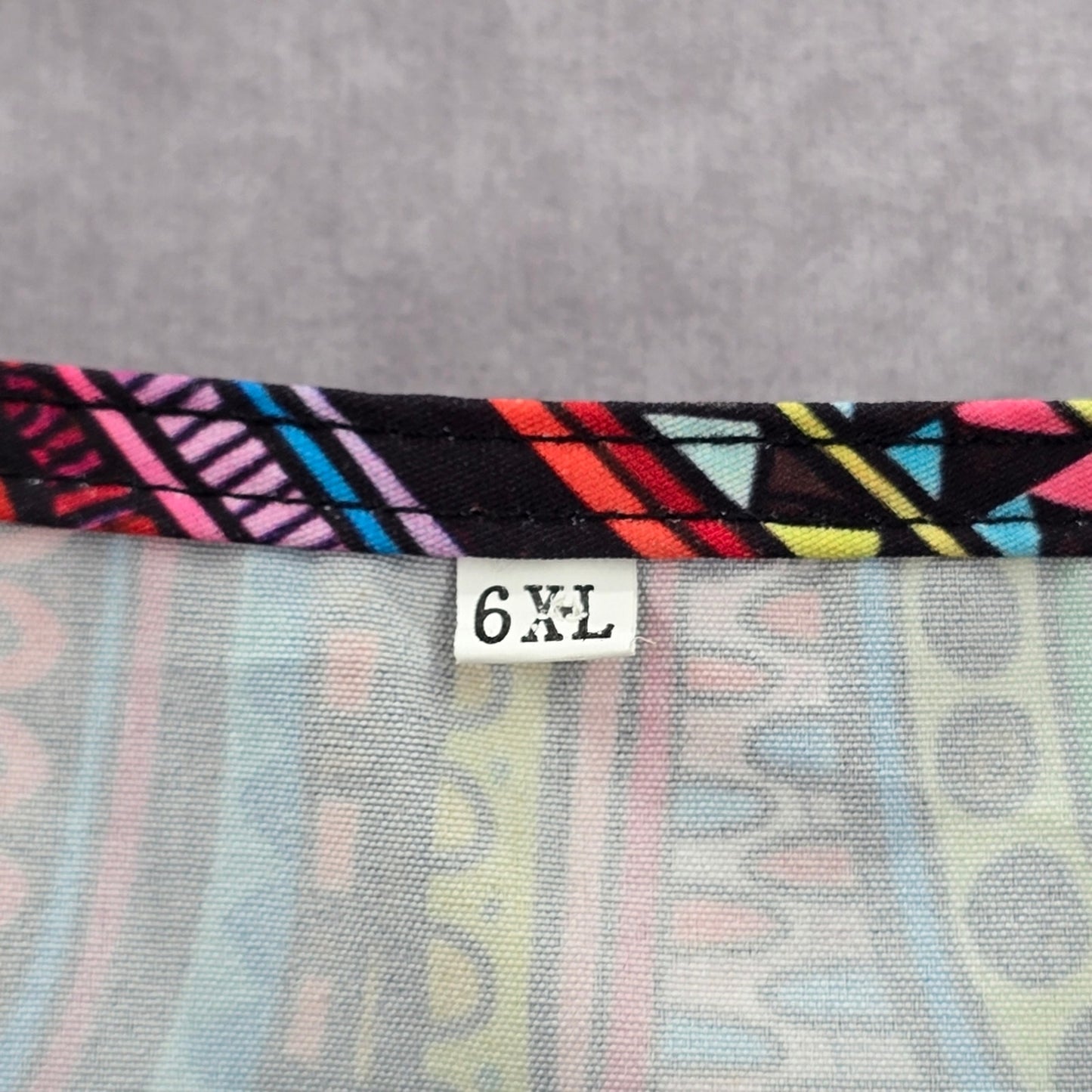 065. Geometric Pattern Multicolor Long Sleeve Top Plus 6XL