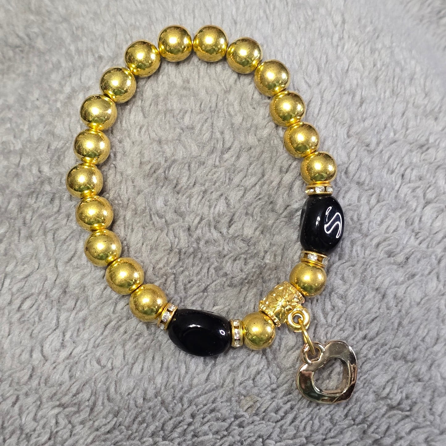 Gold Beaded Boho Style Elastic Bracelet Black Heart Charm Fashion Jewelry