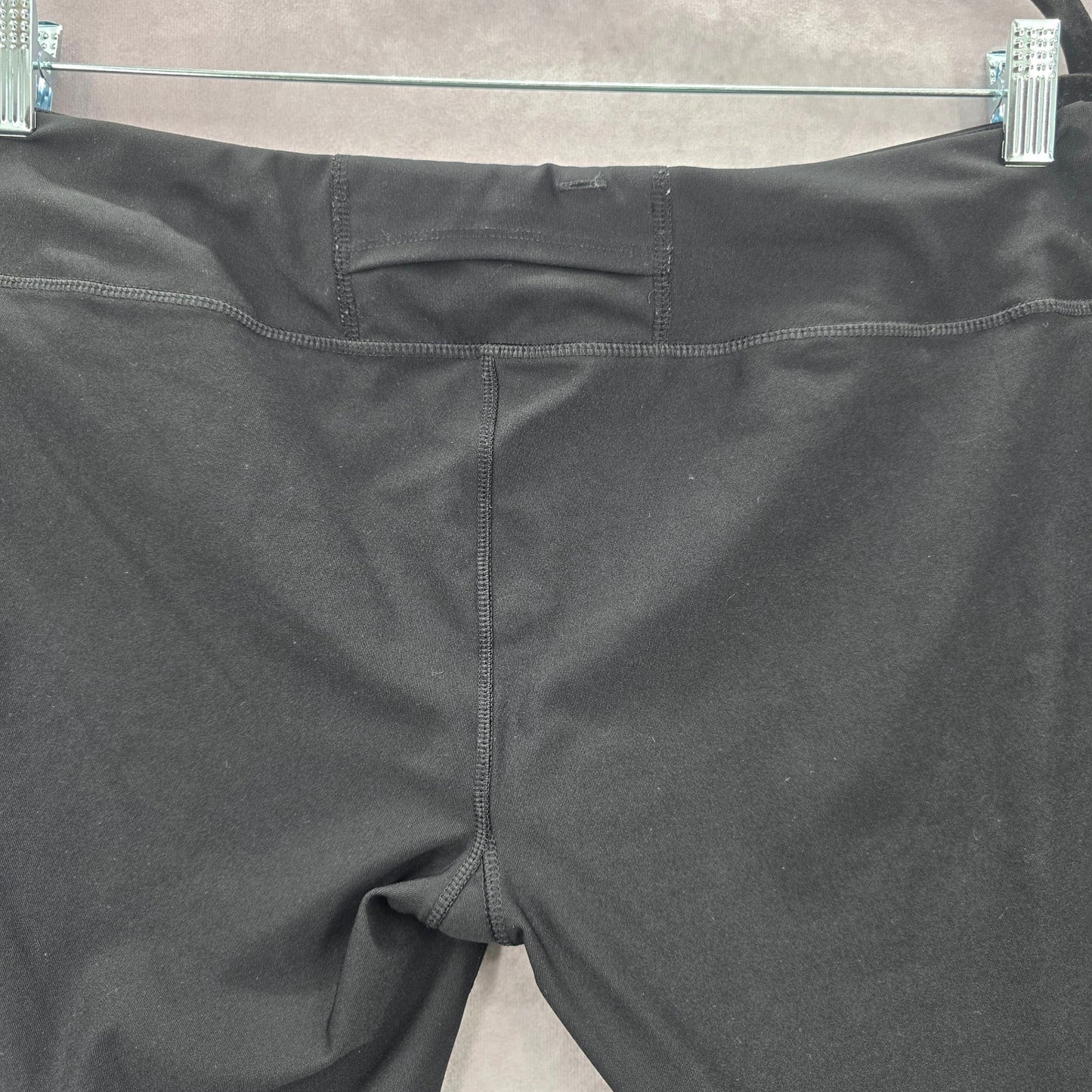 Avia Black Pull On Athletic Stretch Yoga Running Shorts Large