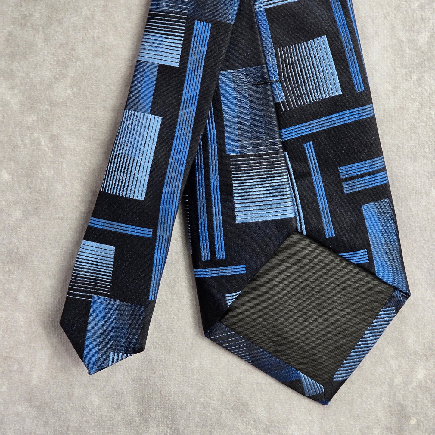 Arrow Blue Black Gray Plaid Stripe Geometric 100% Silk Men's Neck Tie