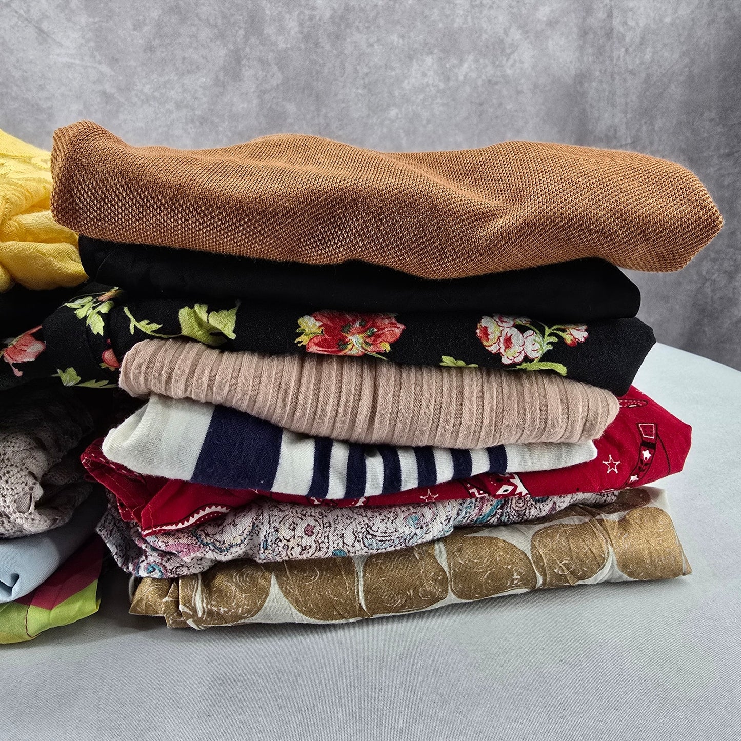 Lot of 14 Womens Tops Sweaters Tanks Random Mixed Bundle of 14 S Small