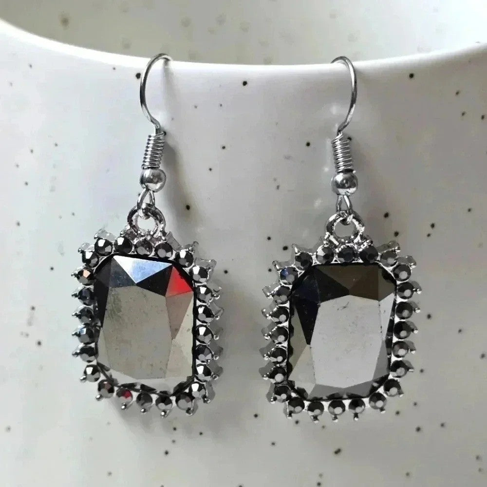 Gray Silver Dangle Long Hook Boho Retro Statement Fashion Jewelry Earrings E94