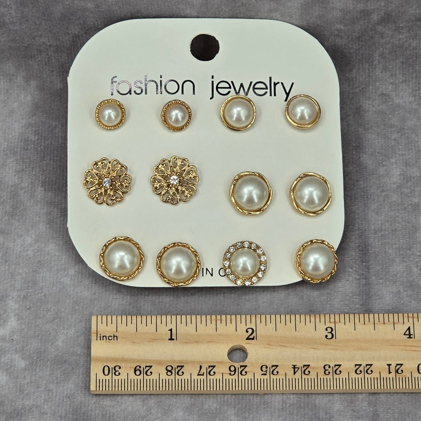 Gold Pearl Stud Floral Fashion Jewelry Earrings NWT JB2-70