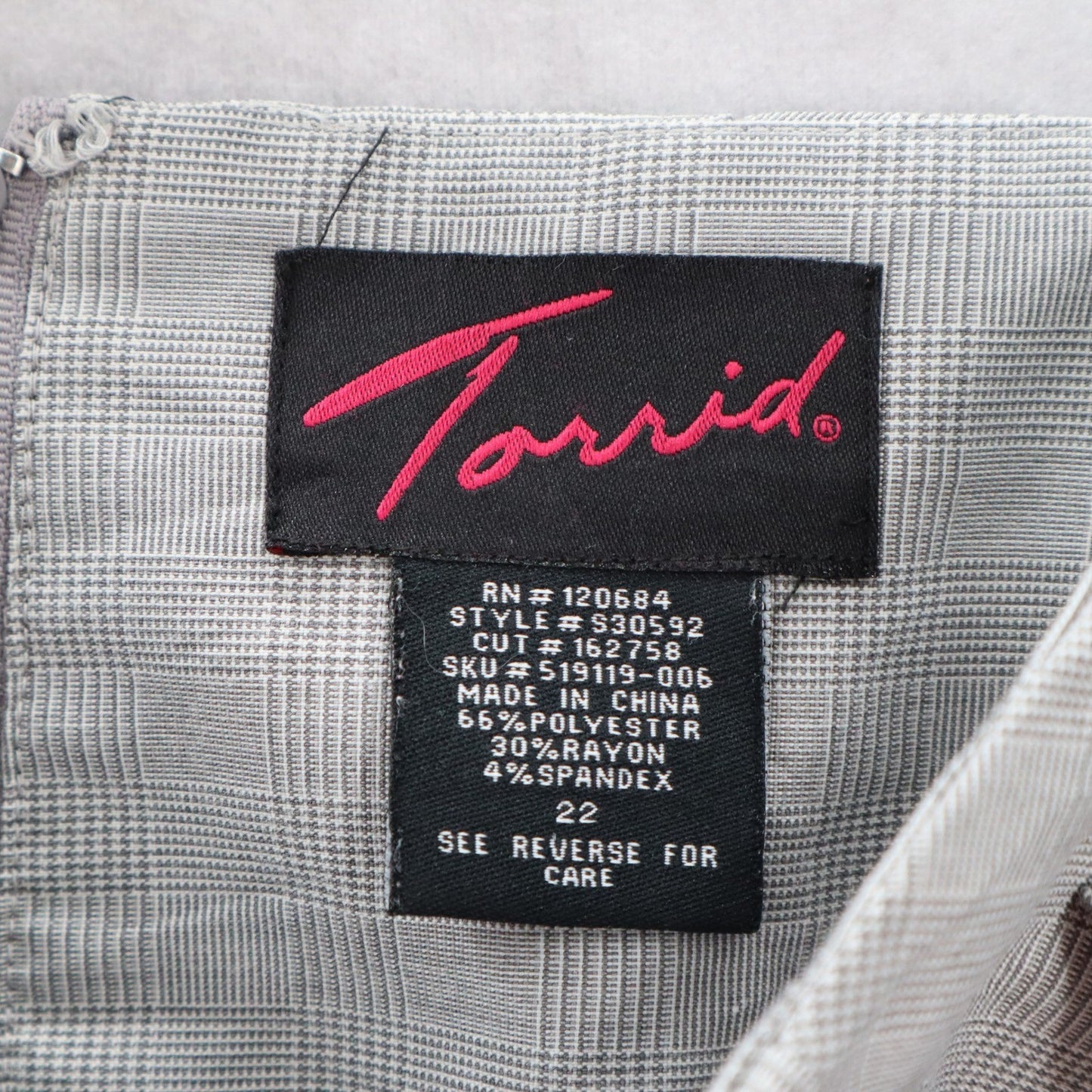 Torrid Gray Pencil Ruffle Checker Belt Retro Casual Preppy Skirt Plus 22