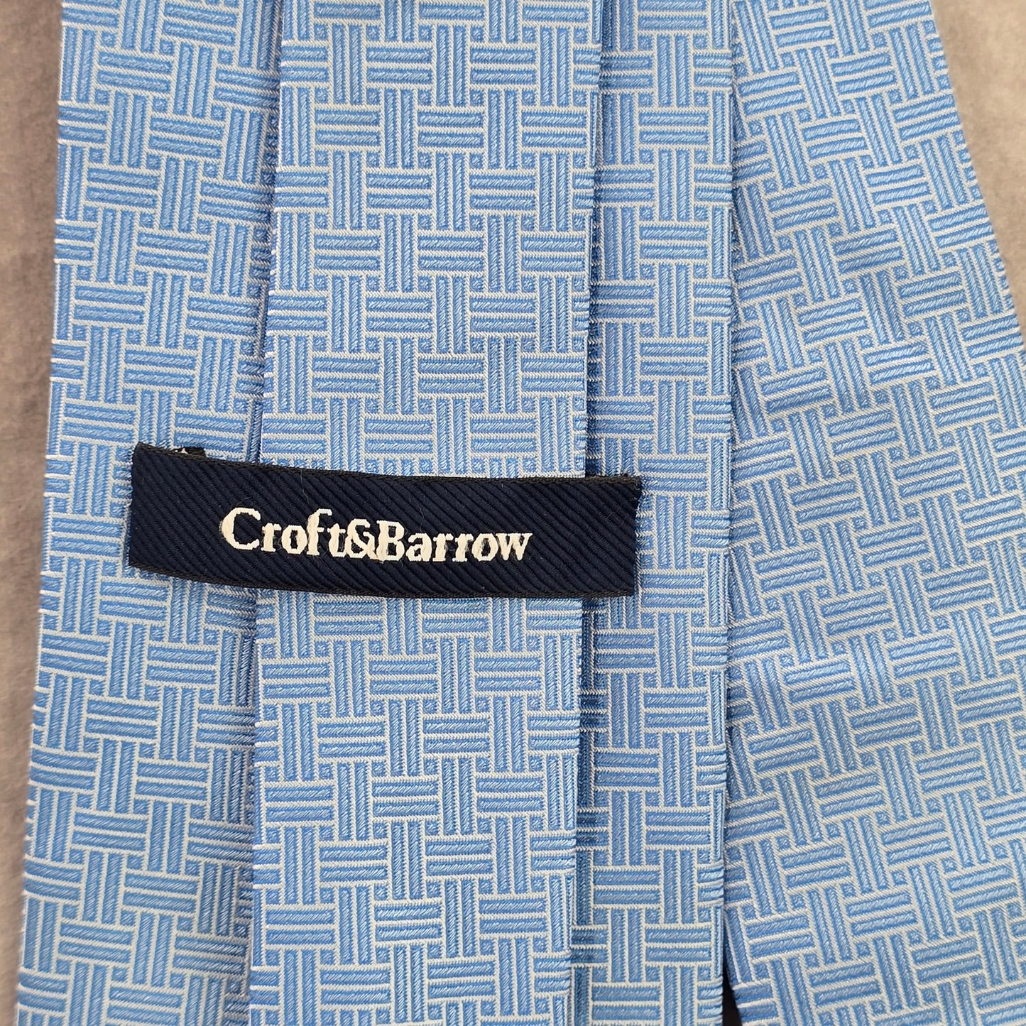 Croft & Barrow Blue White Polka Dot Geometric Executive Silk Neck Tie Men's