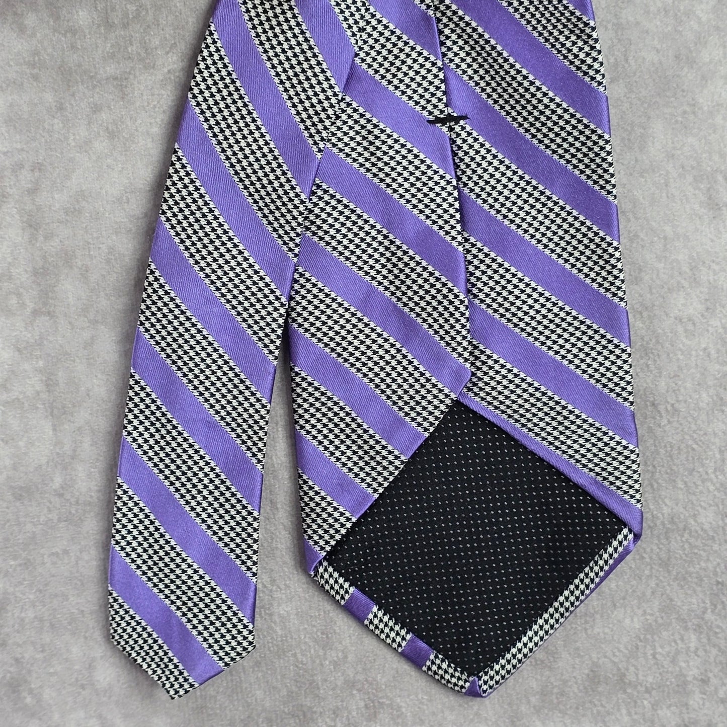 DKNY Purple Houndstooth Stripe Geometric Executive Black White Neck Tie Men's