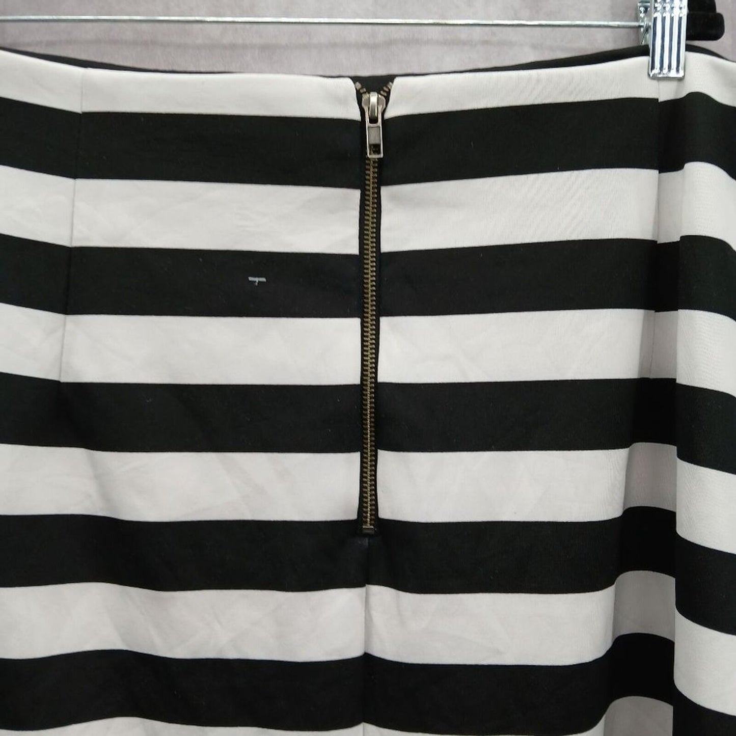 Worthington Woman Black White Stripe Skirt Plus Knee Length Size 26W 3XL