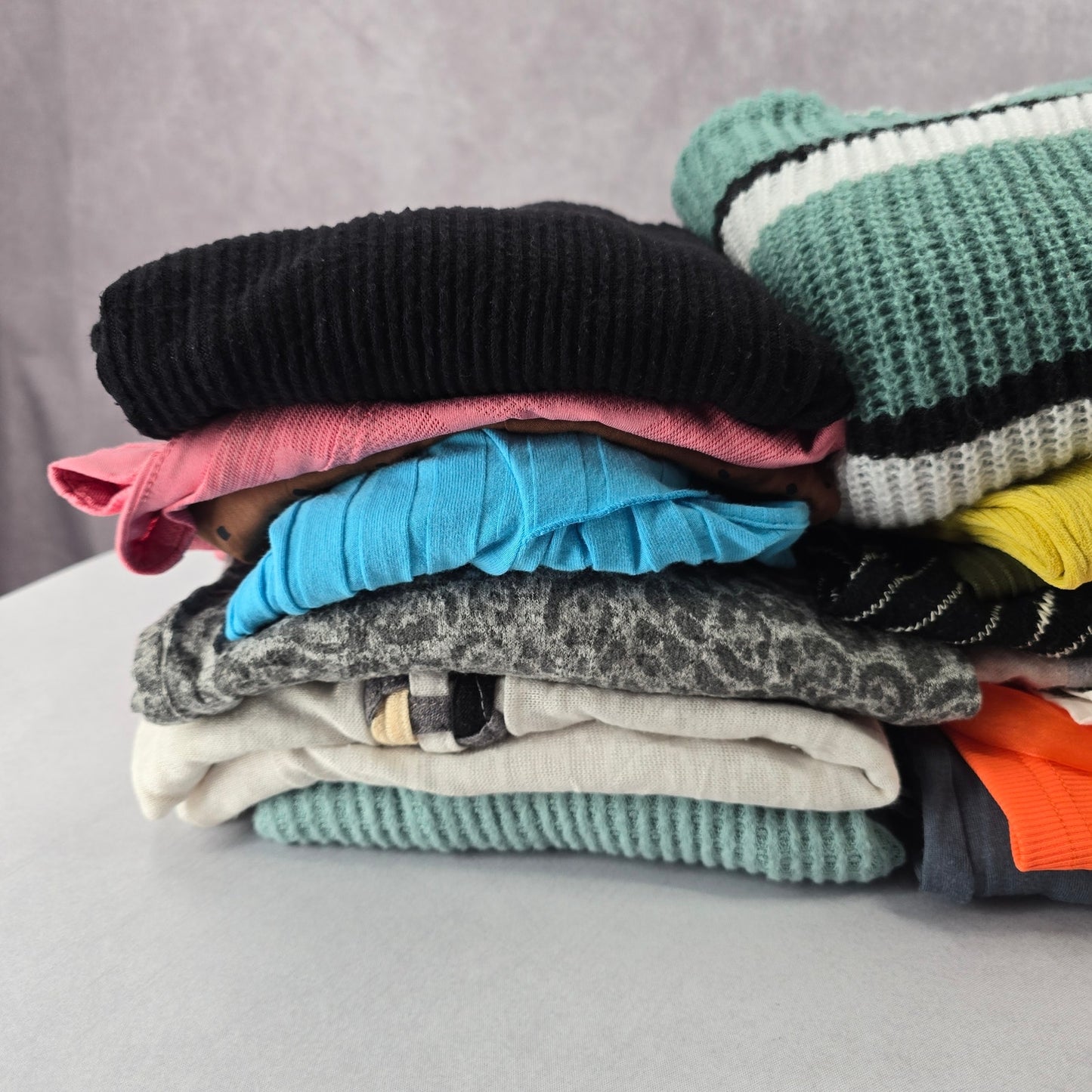 Lot of 15 Womens Tops Sweaters Tanks Random Mixed Bundle of 15 S Small