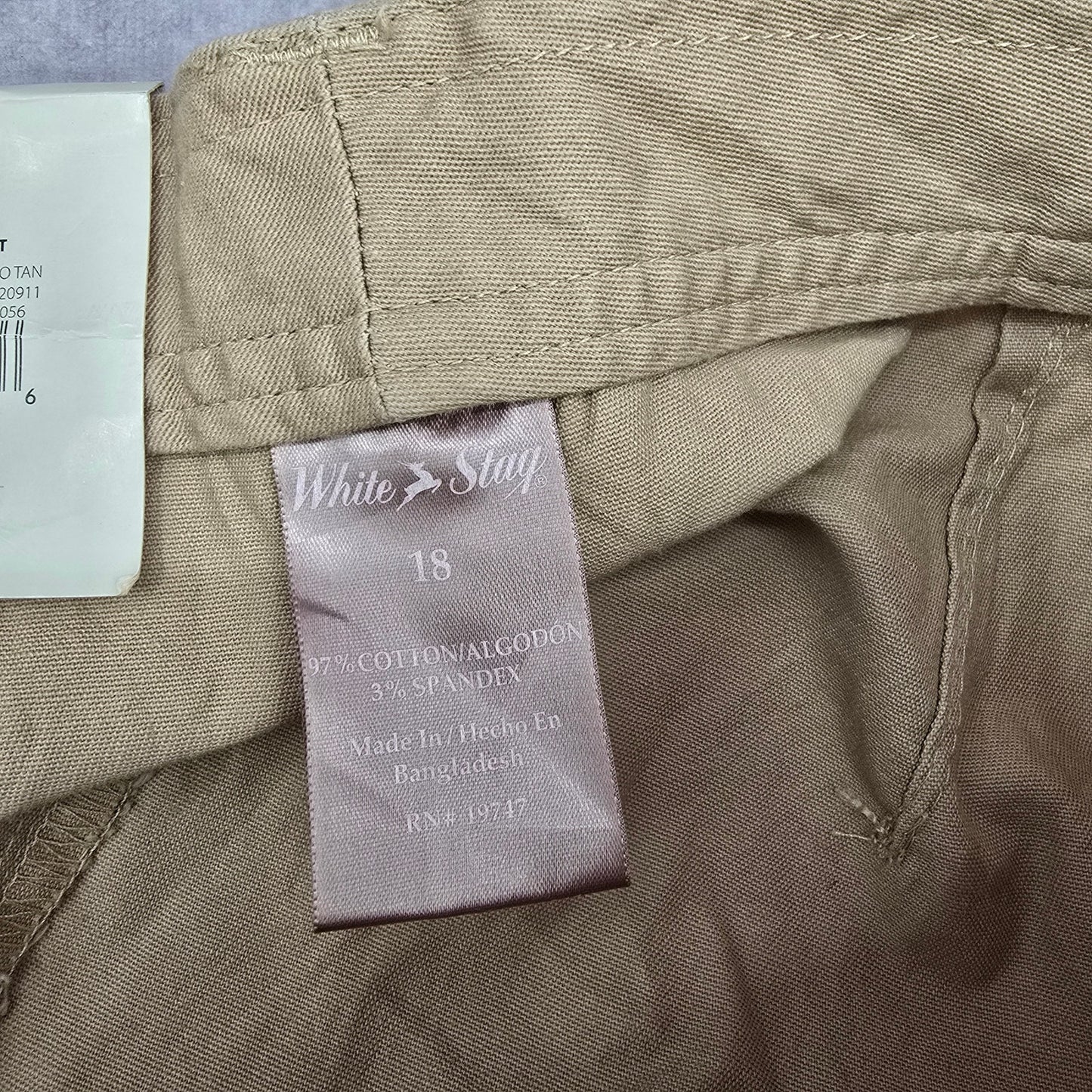 White Stag Tan Bermuda Flat Front Cotton Bottoms Pants Shorts Plus 18