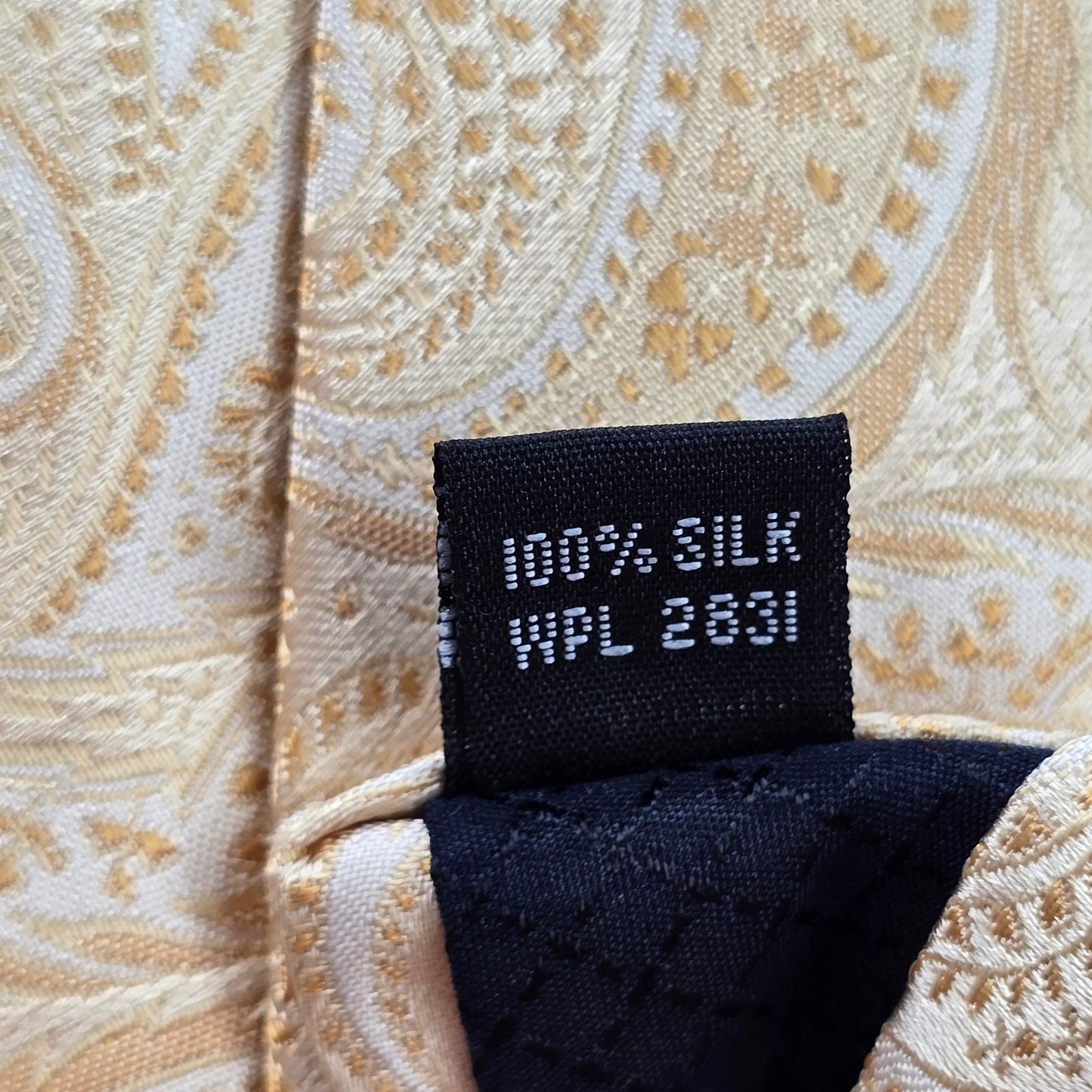 Jones New York Yellow Gold White Floral Paisley 100% Silk Men's Neck Tie NWOT