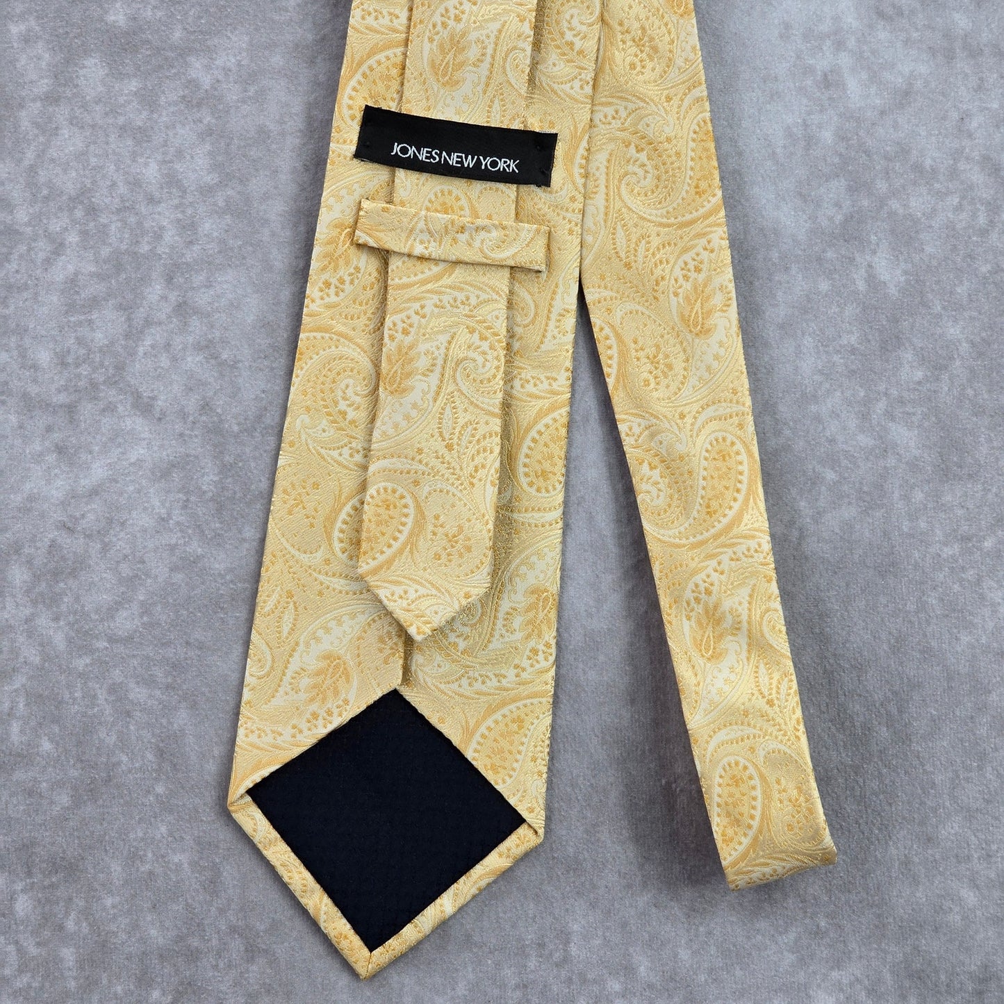 Jones New York Yellow Gold White Floral Paisley 100% Silk Men's Neck Tie NWOT