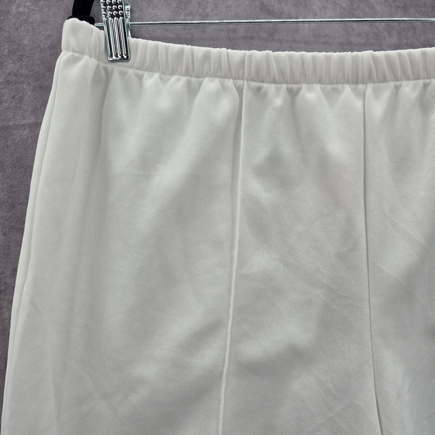 Romans White Stretch Flat Front Active Bottoms Pants Shorts 8