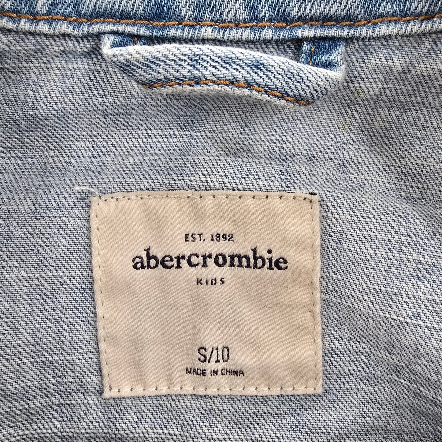 Abercrombie Kids Blue Distress Demin Jeans Button Long Sleeve Jacket Small 10