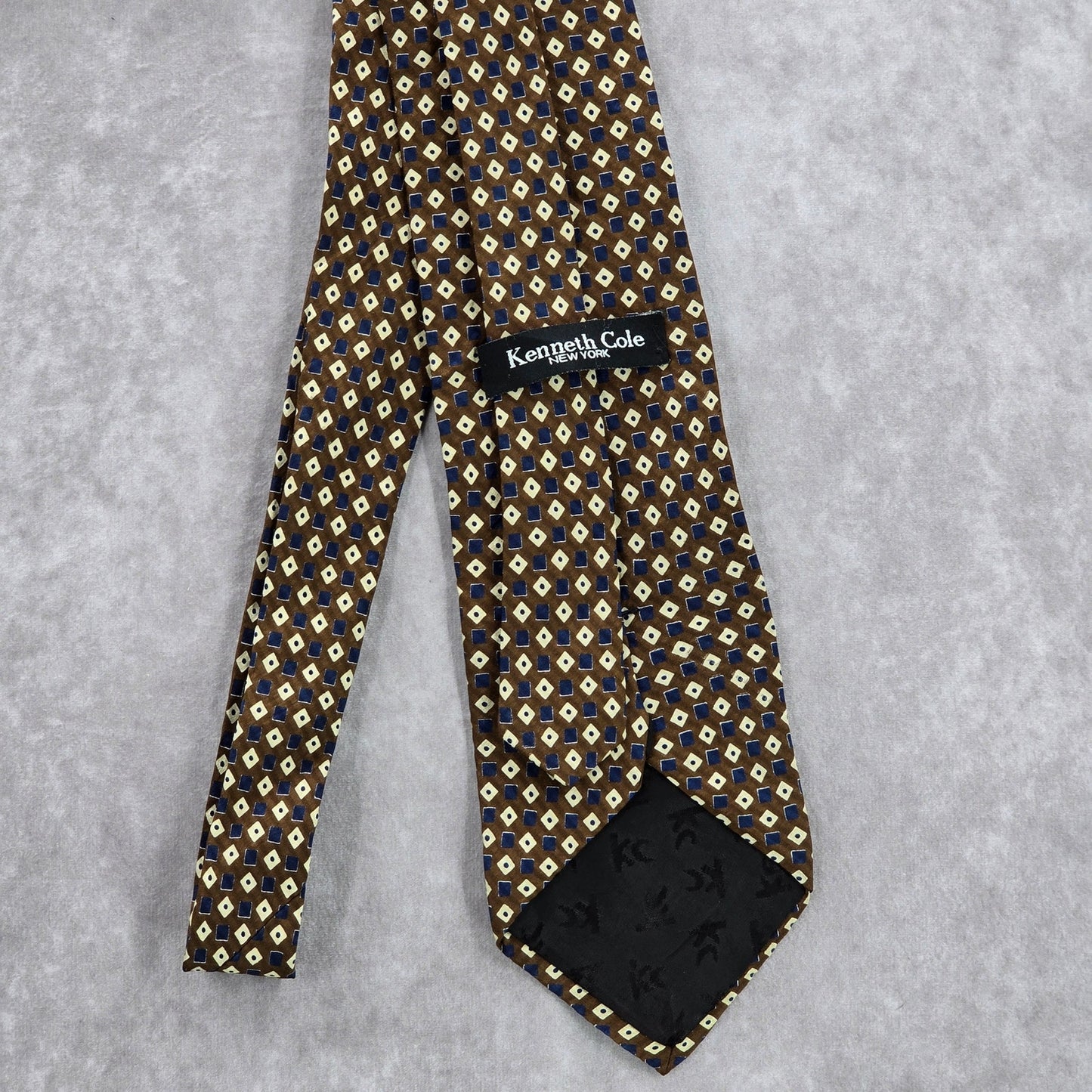 Kenneth Cole New York Brown Blue Geometric Silk Executive Mens Neck Tie
