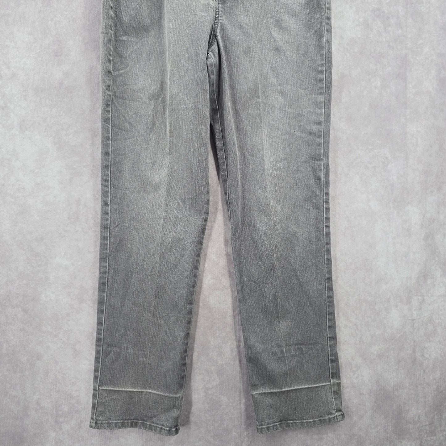 023. Gloria Vanderbilt Gray Amanda Straight Leg Denim Pants Jeans 12