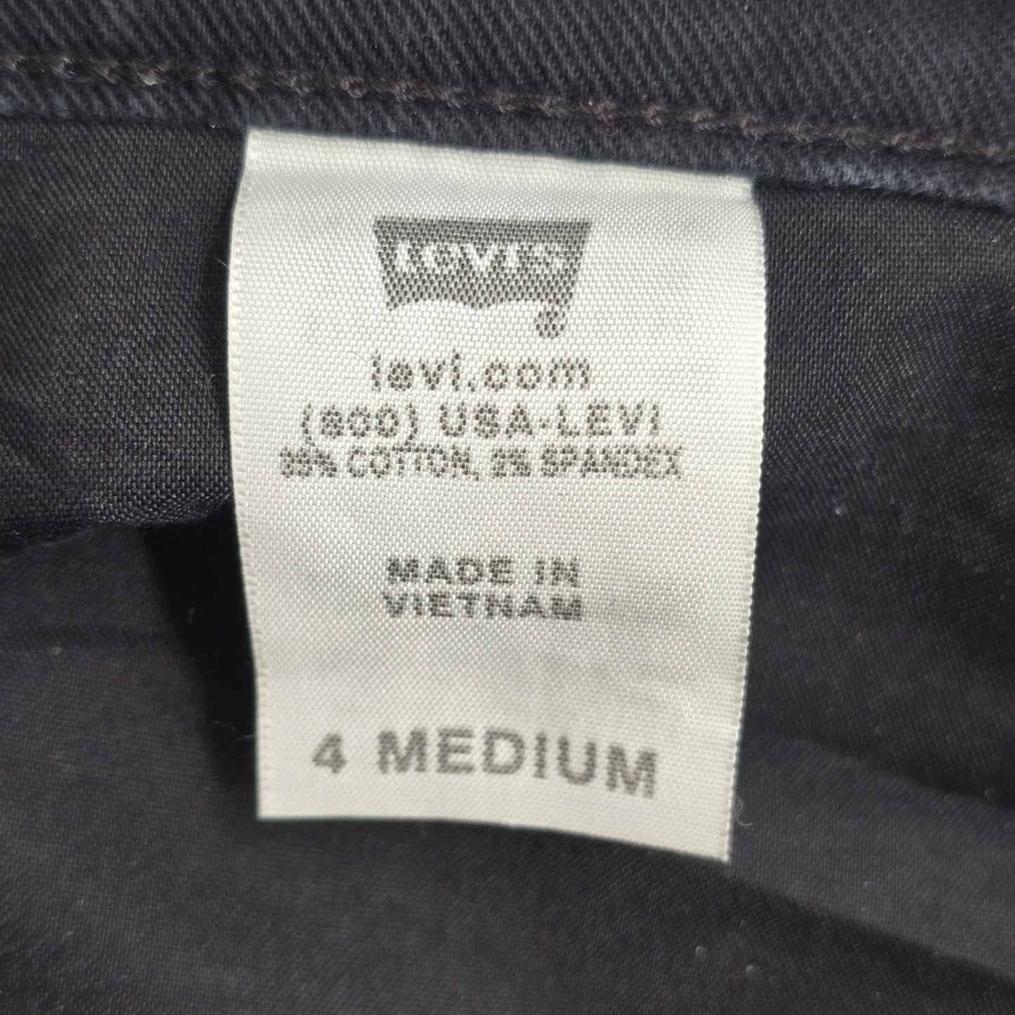 051. Levi's 515 Black Boot Cut Flare Denim Pants Jeans 4 Medium
