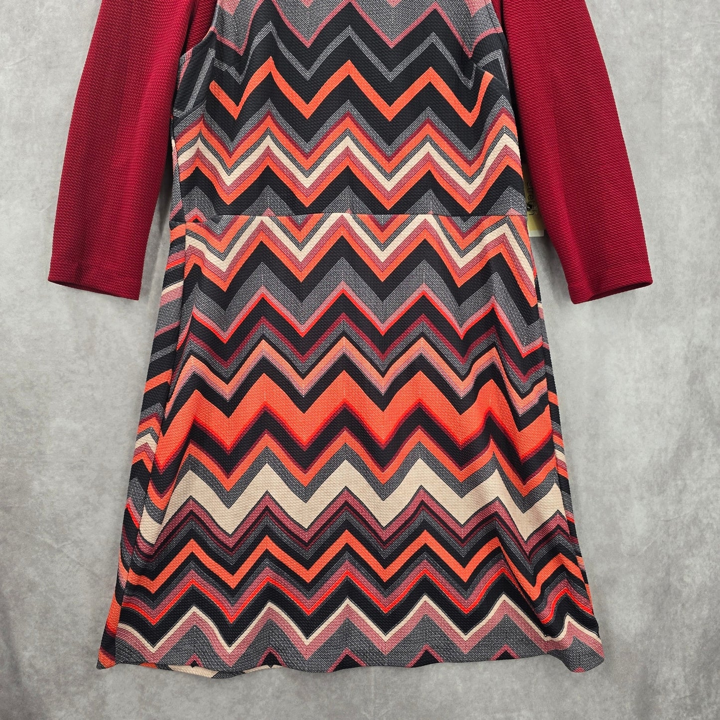 ECI New York Red Chevron High Neck Long Sleeve Flare Knee Length Dress Large